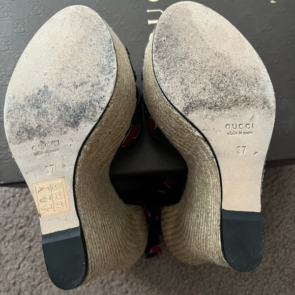 Gucci Carolina Heart Espadrille Wedges Sz 37 EXCELLENT CONDITION Valentines - Picture 10 of 10